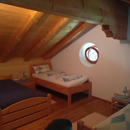 Arbeiterwohnung Entbuchner Hof 로르도프 외부 사진