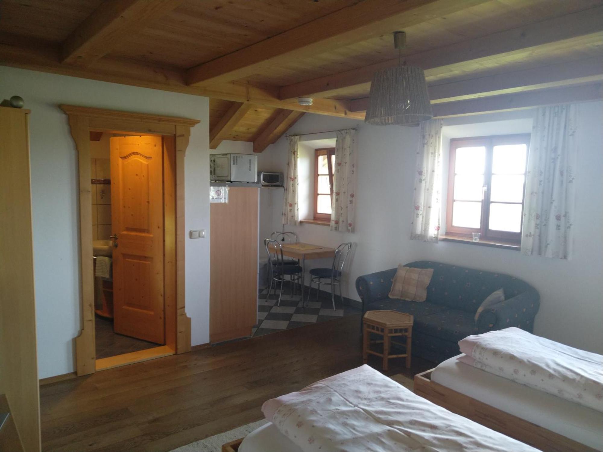 Arbeiterwohnung Entbuchner Hof 로르도프 외부 사진